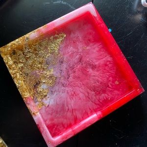 RED GOLD FLAKE RESIN COASTER